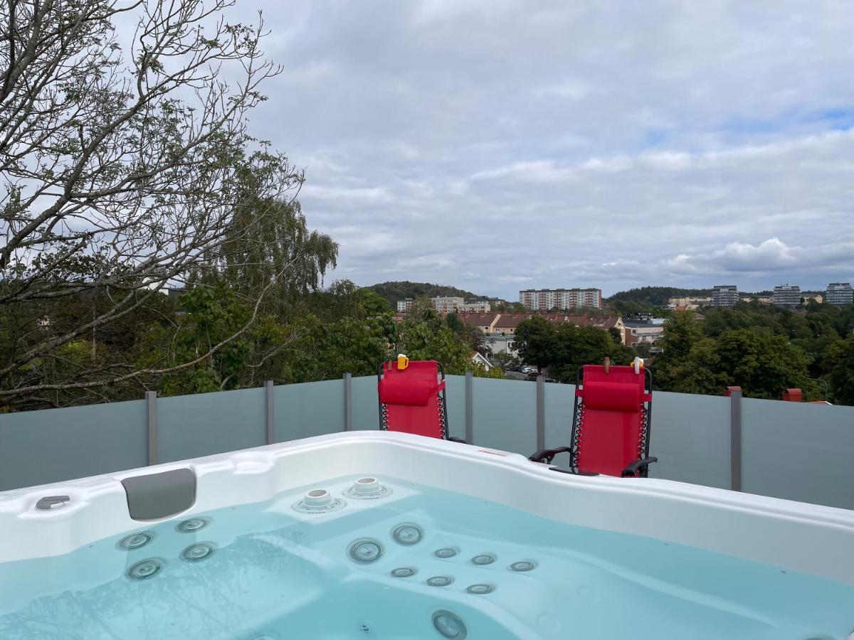 Apartment Uddevalla Bohuslaen Bubbelbad 外观 照片