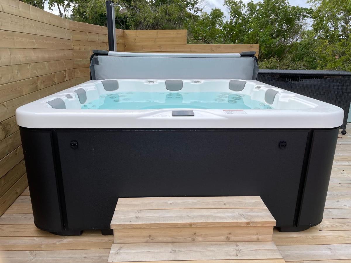 Apartment Uddevalla Bohuslaen Bubbelbad 外观 照片
