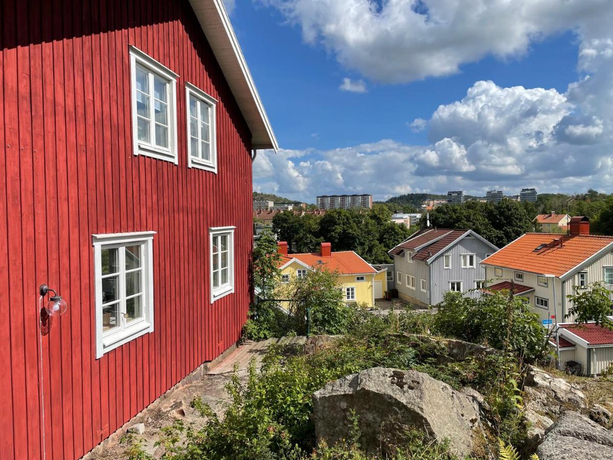 Apartment Uddevalla Bohuslaen Bubbelbad 外观 照片